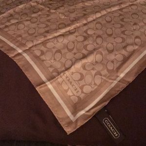 NWOT Beautiful coach silk scarf
